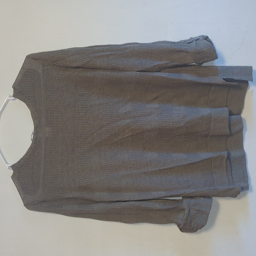 Women's sweater